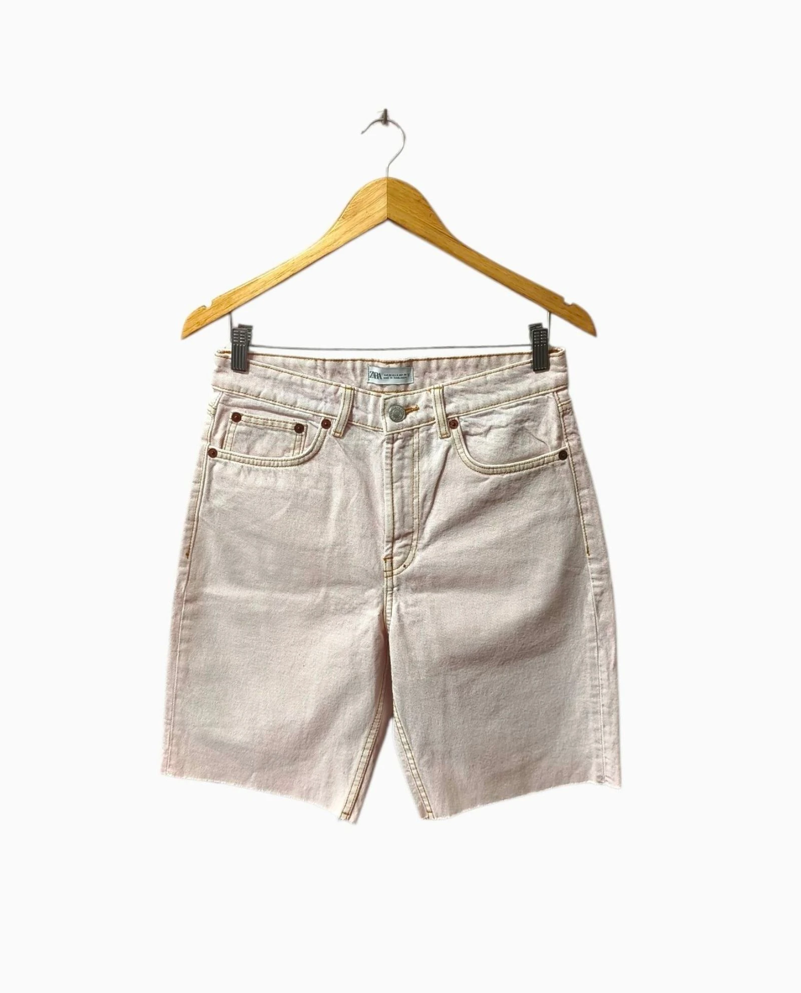 Short vaquero blanco Zara hombre Talla 38